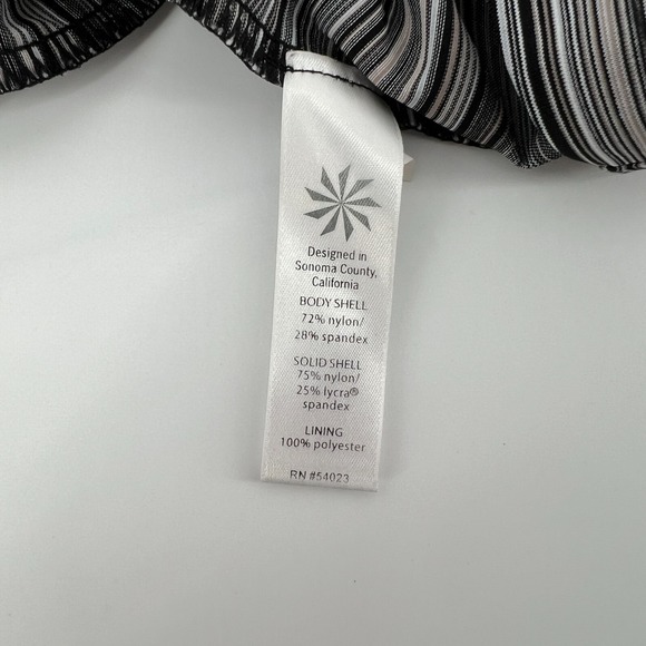 Athleta Women‎ M Veracruz Stripe Tankini Top Black White Tan Wireless Swim Pool - Picture 5 of 8